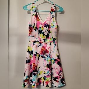 Aqua Bloomingdale's Fit & Flare Watercolor Floral Dress size Medium EUC